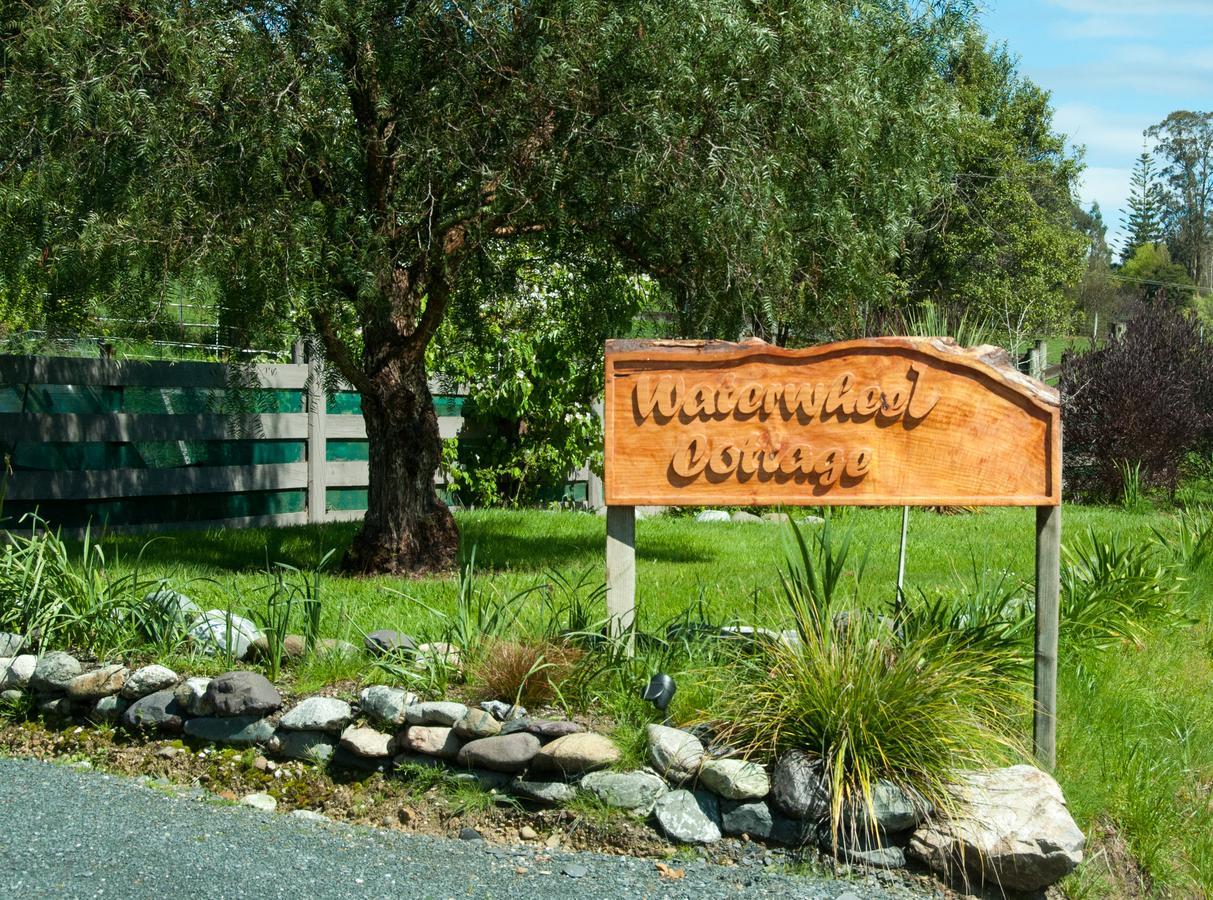Waterwheel Cottage Upper Moutere Exterior foto